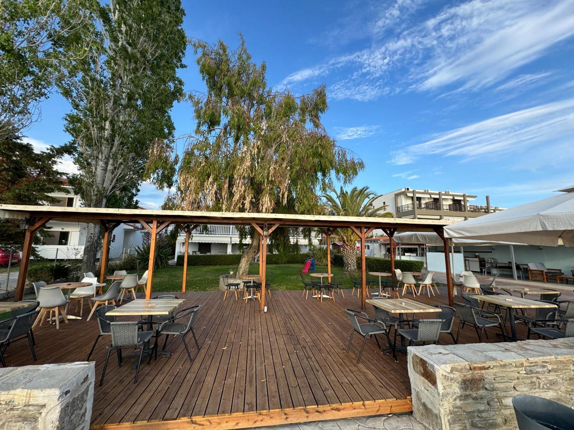 Regos Resort Hotel Néos Marmarás Exterior foto
