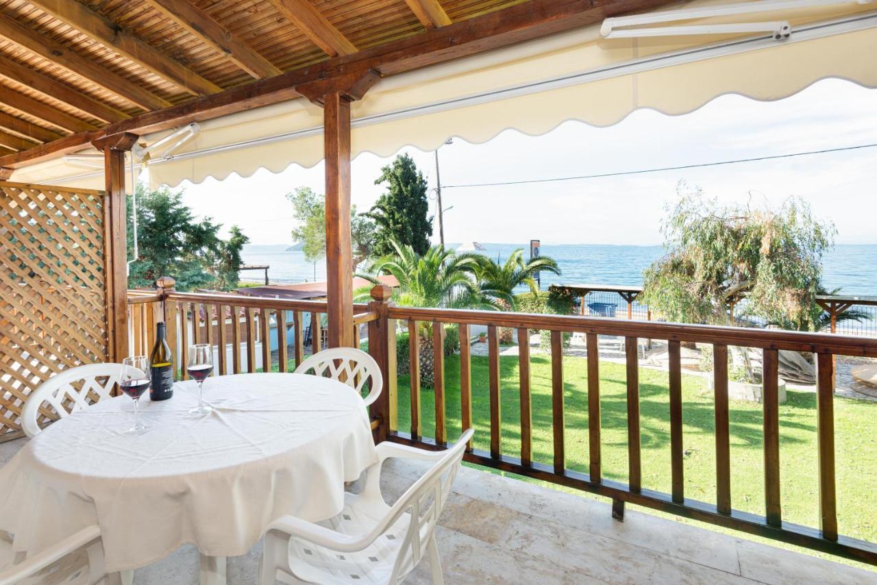 Regos Resort Hotel Néos Marmarás Exterior foto